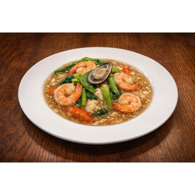 Lard Nar Seafood Noodle Soup.